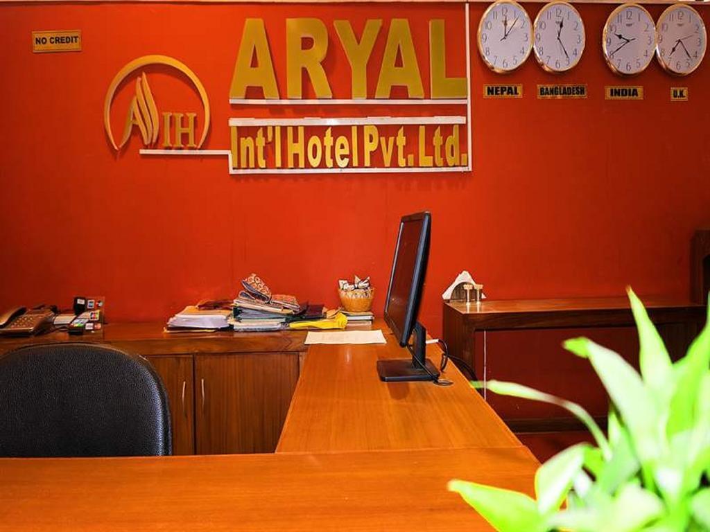 Aryal International Hotel Катманду Экстерьер фото